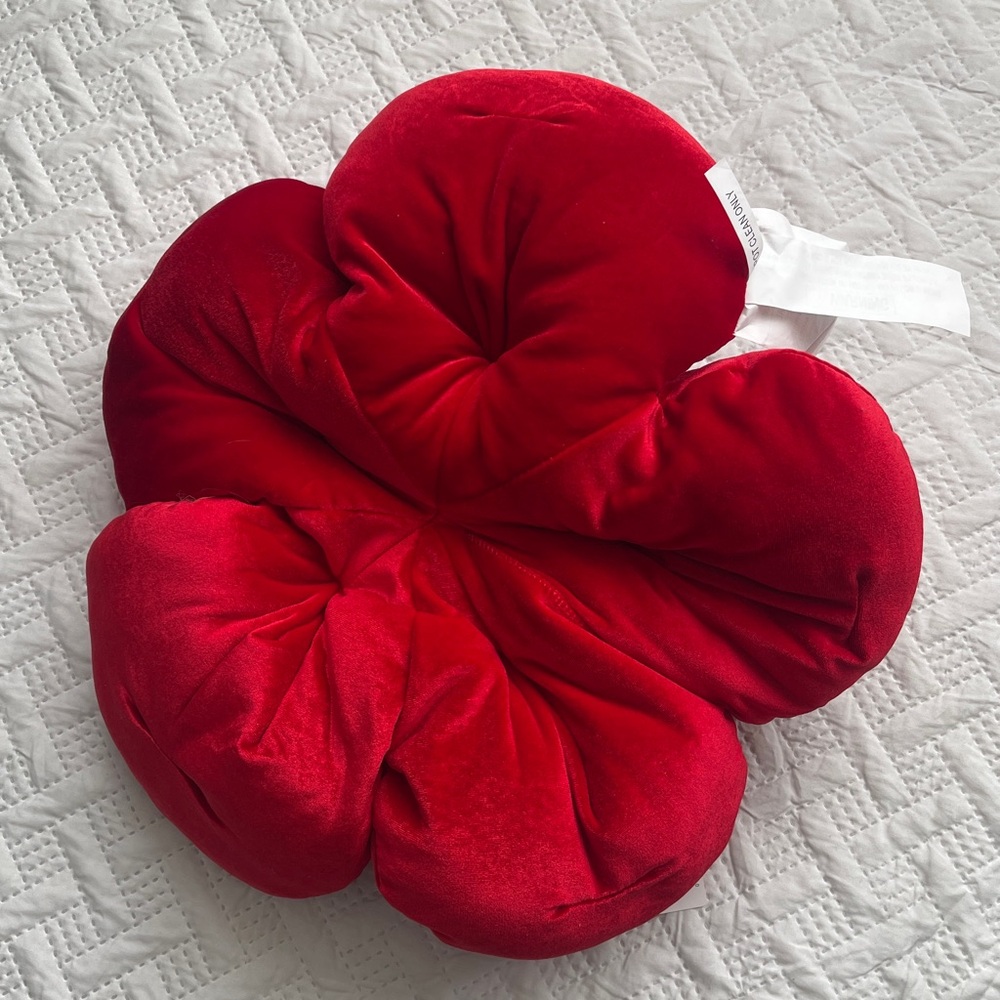 Joyward Red Flower Pillow - Picture 4 of 7